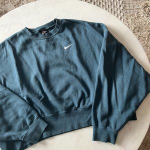 Nike - Teal Women's Essentials Fleece Cropped Crew